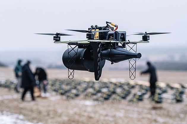 500 českých dronů s optickým vláknem Jan Žižka - Dárek pro Putina